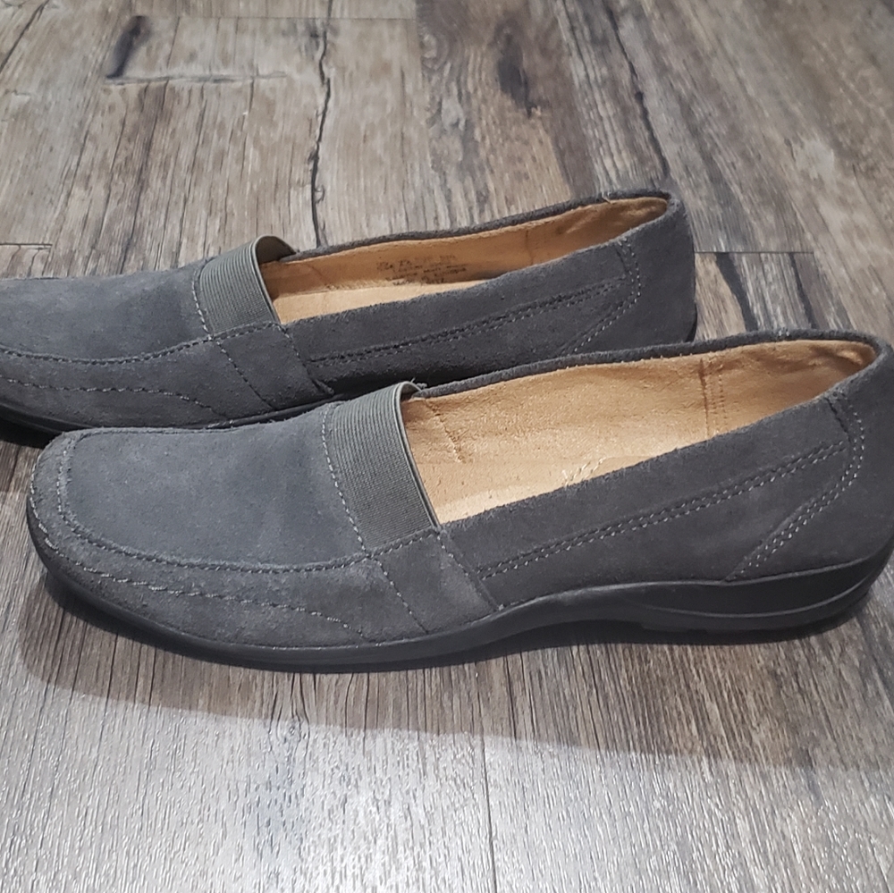 Naturalizer Fritz Leather Slip On Loafer Shoe Size 6.5 Women Gray Flats